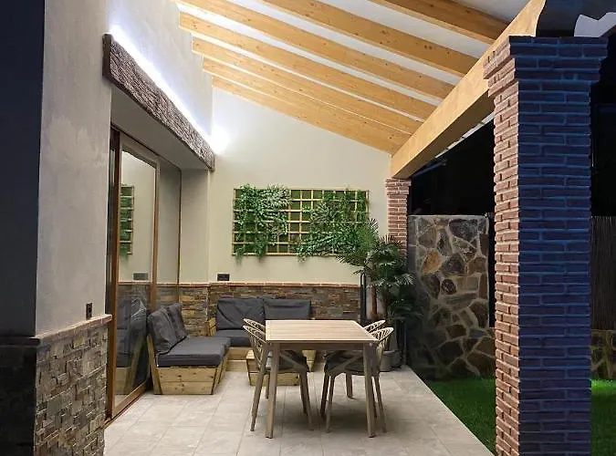 Acogedora Con Piscina Particular Barlow Tr-cc-00426 * Абадья